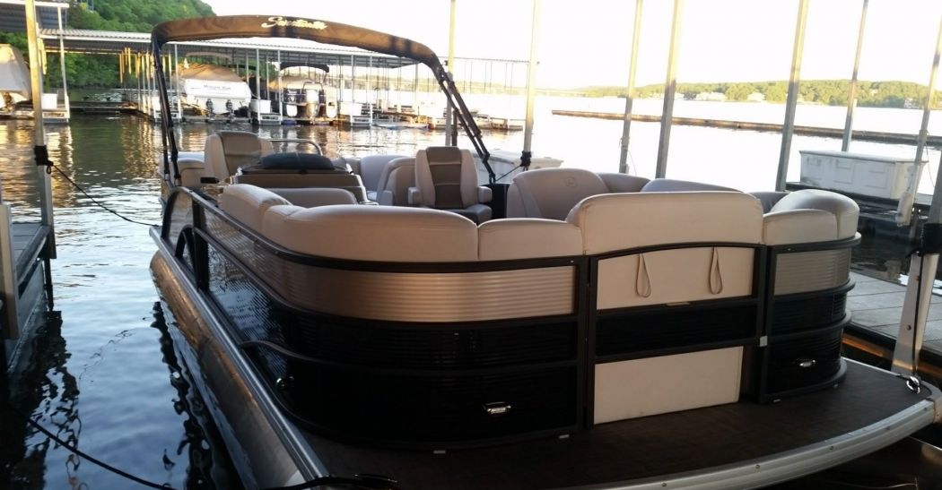 Pontoon Rentals with Captain