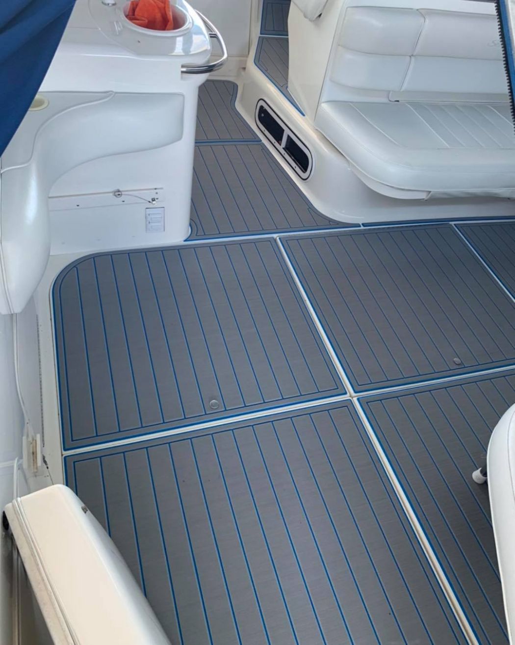 Sea Ray 370 SeaDek Flooring
