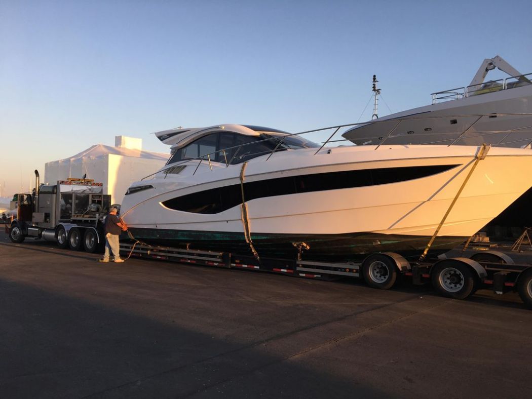 Galeon 445 HTS Transport