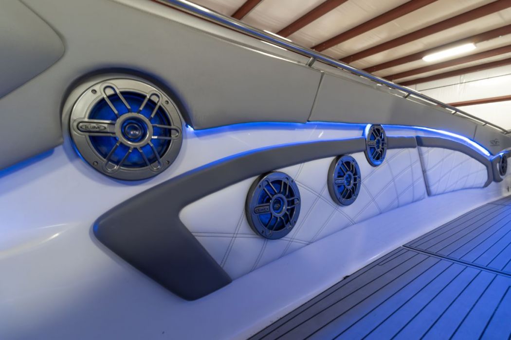 42 MTI-V Bluave Marine Audio System