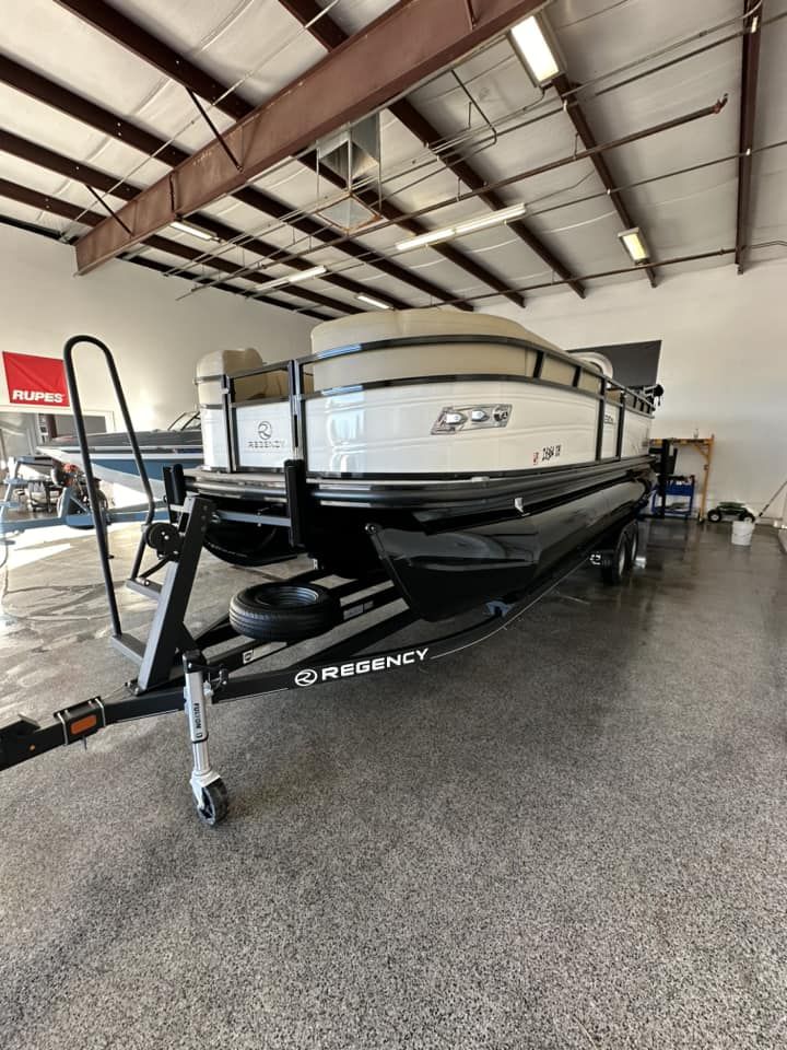Lake Havasu City Pontoon Boat Detailing
