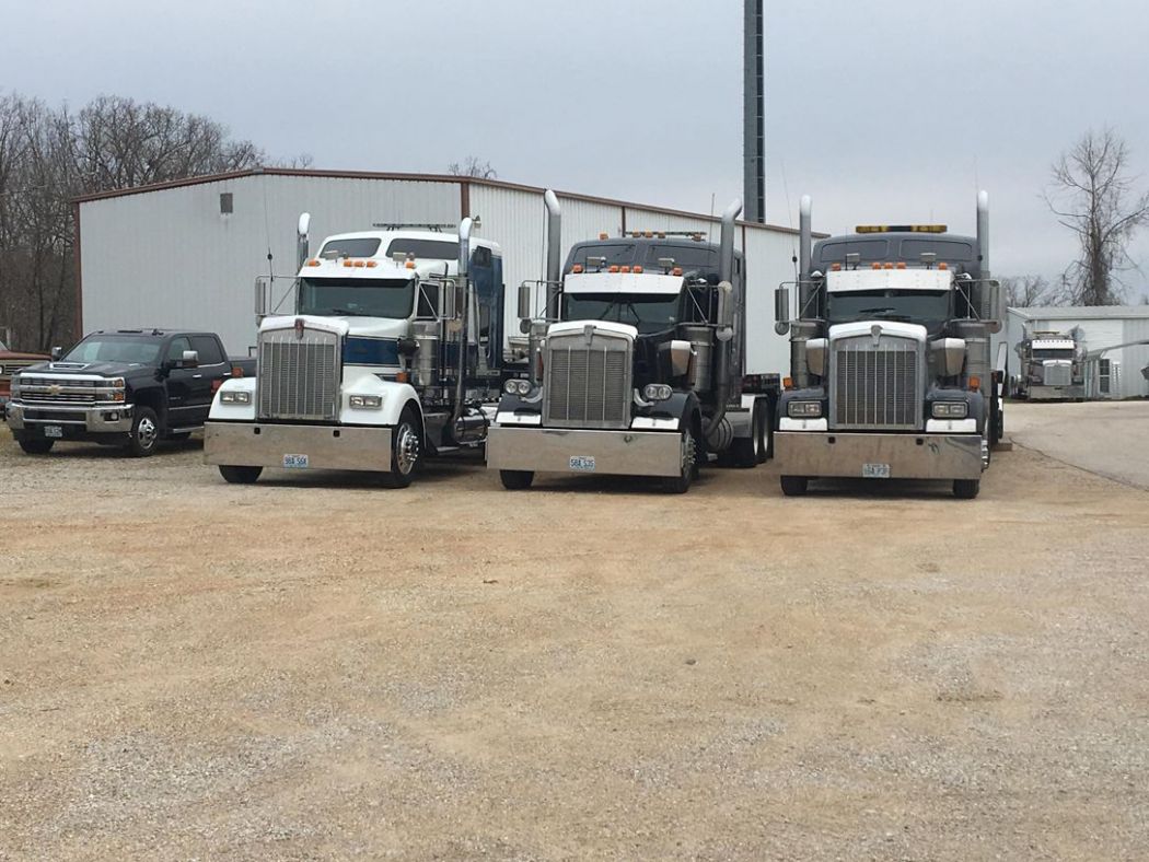 Trucks & Trailers