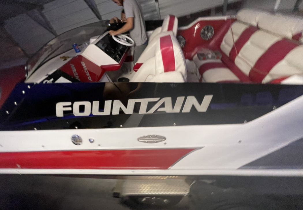 Fountain windshield
