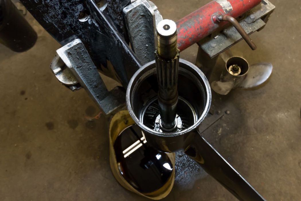 Lower Unit Broken Gear Set