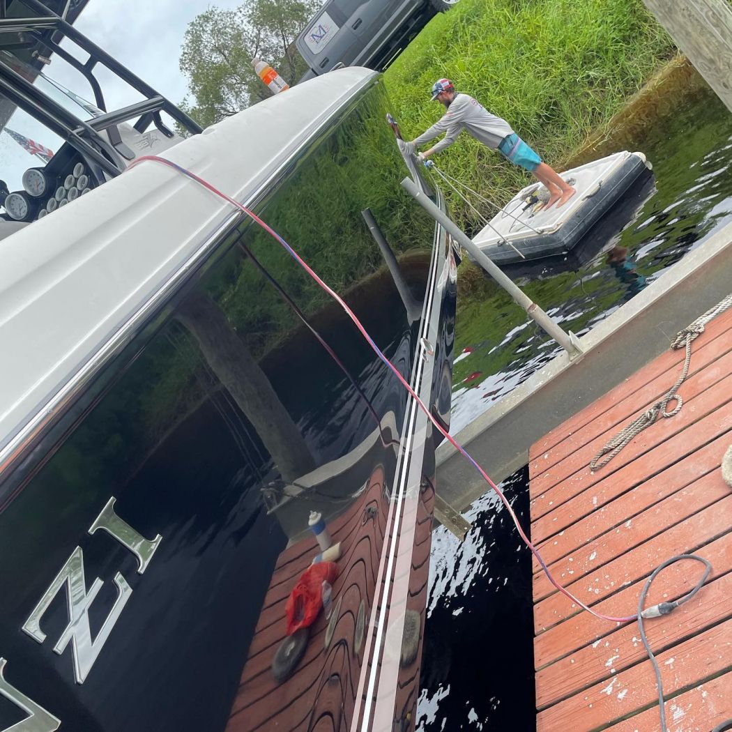 39 Donzi Center Console Hull Restoration