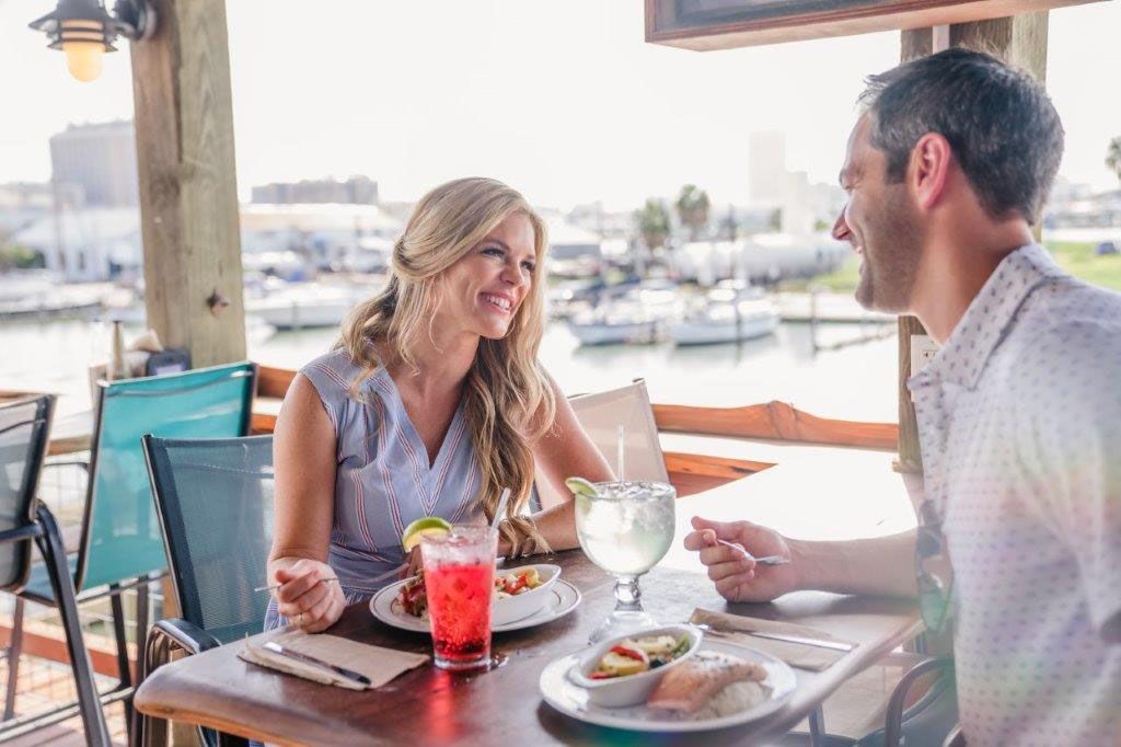 Marina Bar & Grill at Galveston Yacht Marina