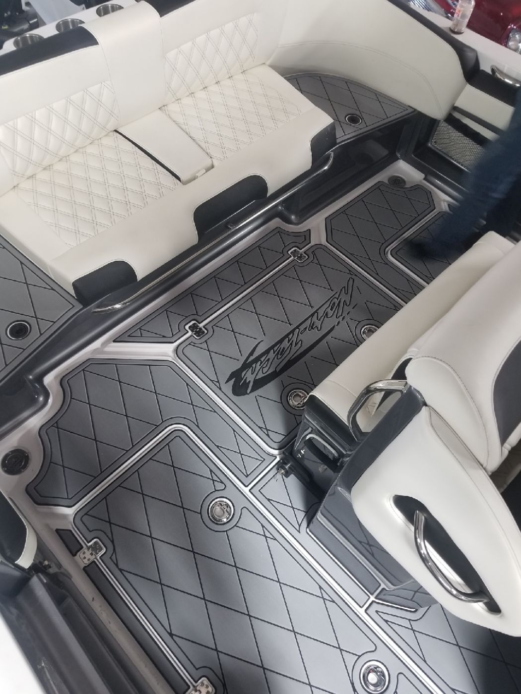 Nortech 390 SeaDek Installation