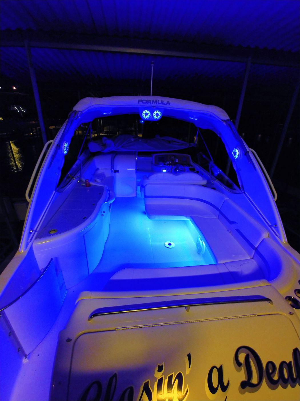 Formula 37SS Speaker LED Upgrade
