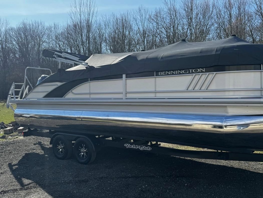 Pontoon Polishing Linden Michigan
