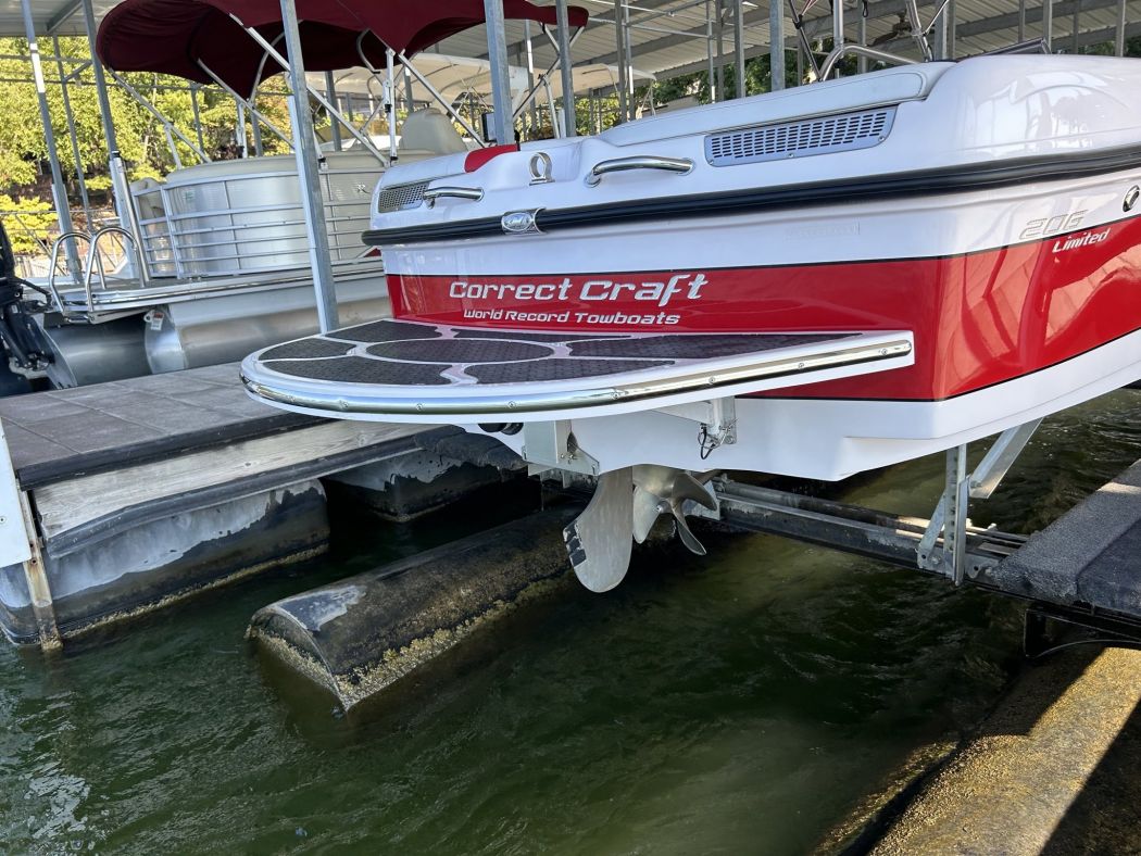 21' Ski Nautique Buff & Ceramic Coat