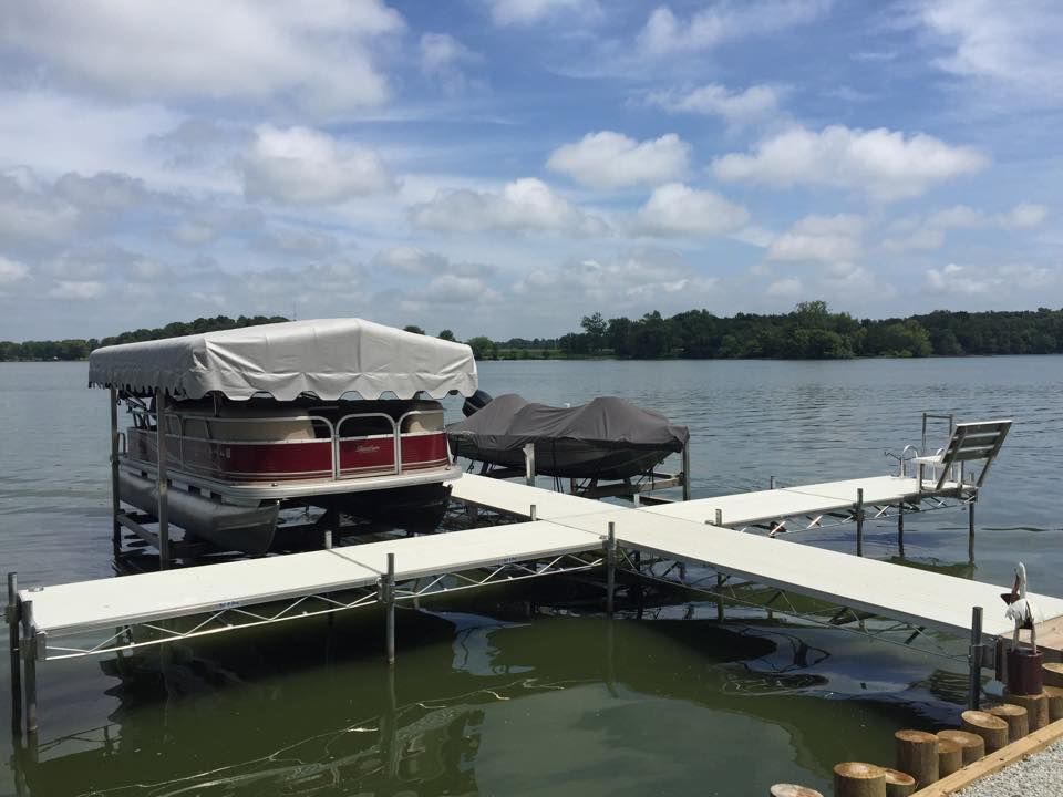 Aluminum Docks & Lifts