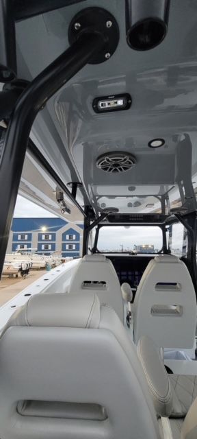 Center Console Detailing Lake Travis