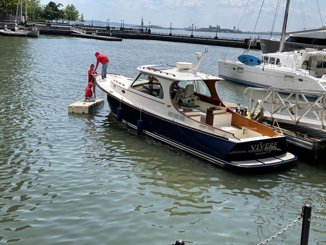 Hinckley 35' Picnic Boat Detailing