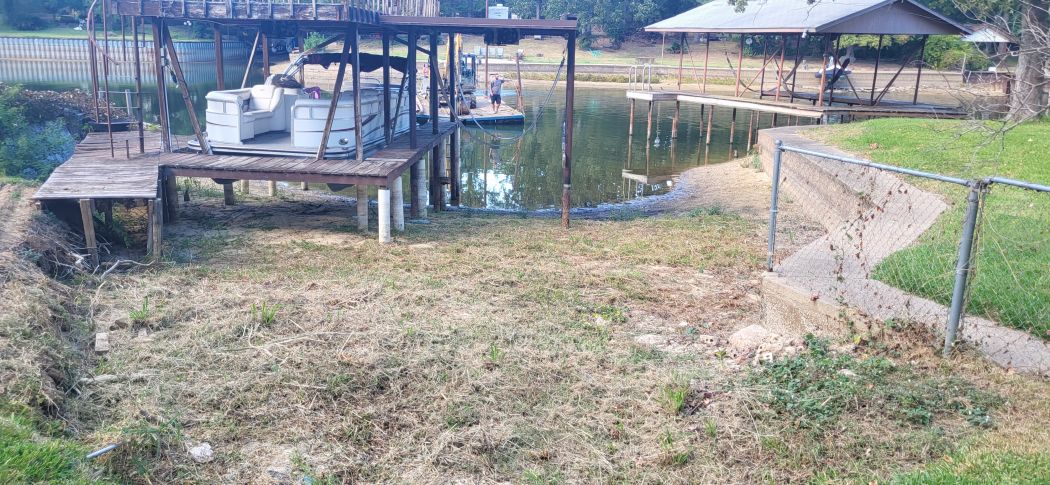Bulkhead Installation Cedar Creek Lake
