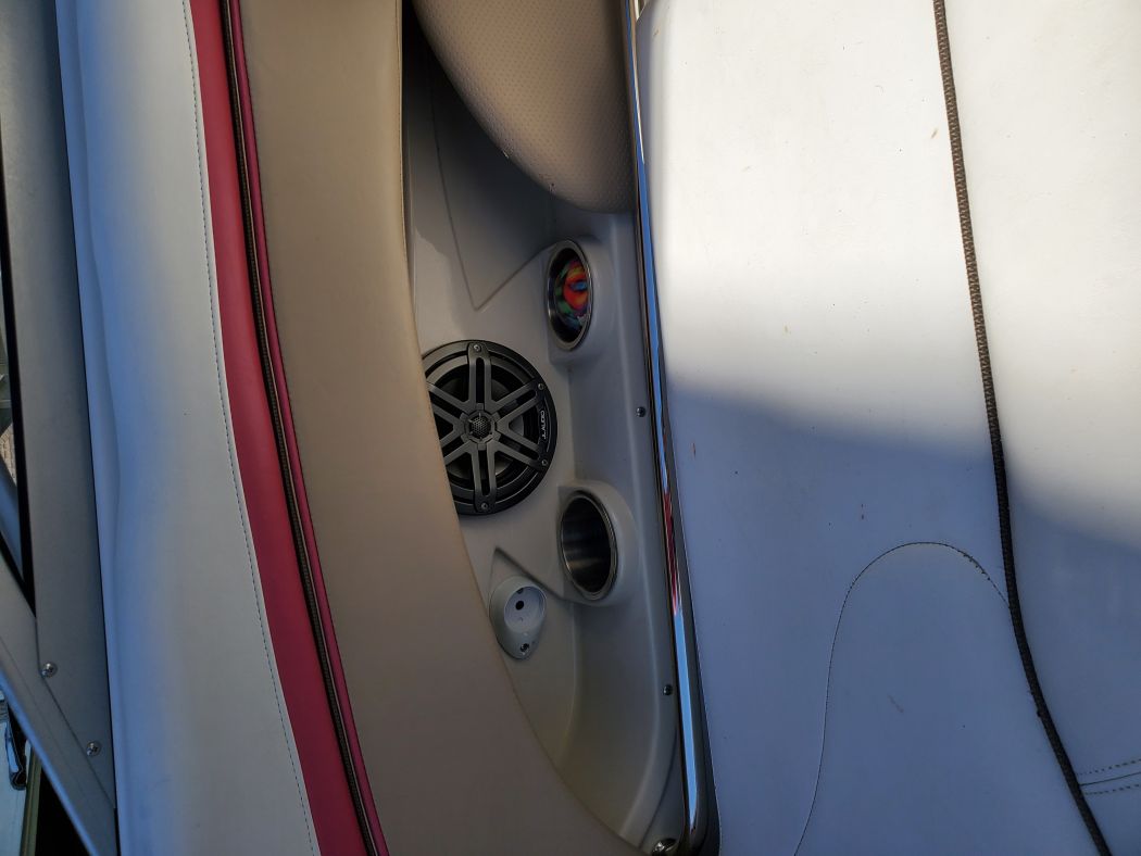 2006 Four Winns 220 Horizon