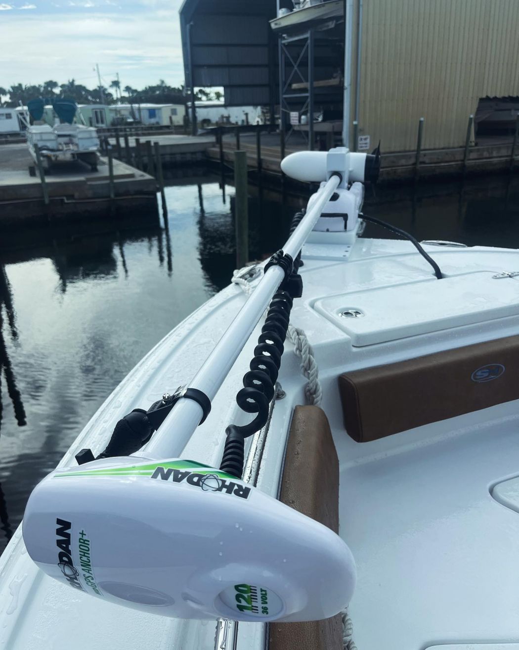 Rhodan Trolling Motor Installation