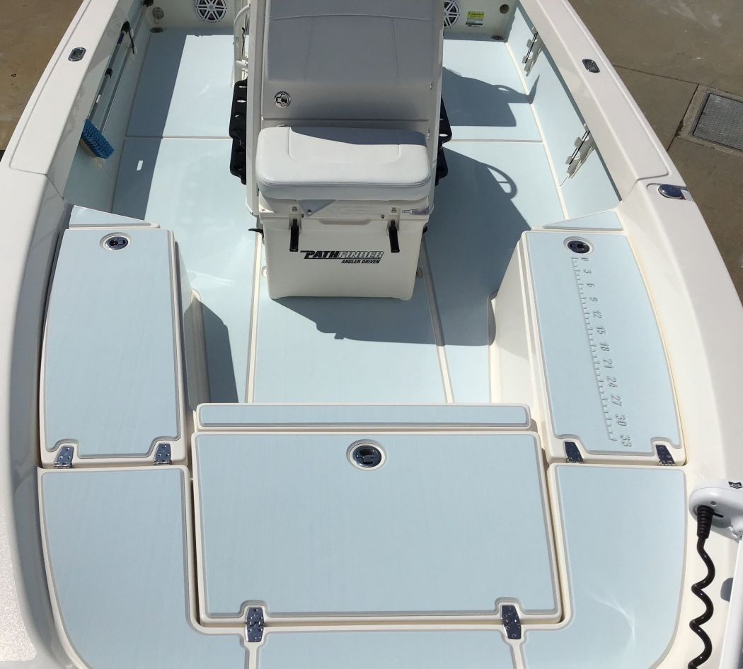 Pathfinder 2200 TRS SeaDek Installation