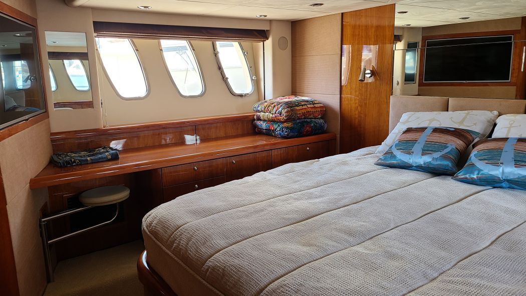 Private Charter - 62' Sunseeker Predator