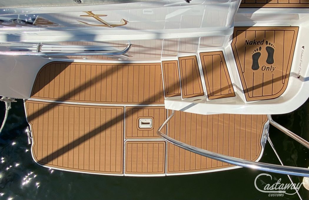 Silverton 352 SeaDek Flooring