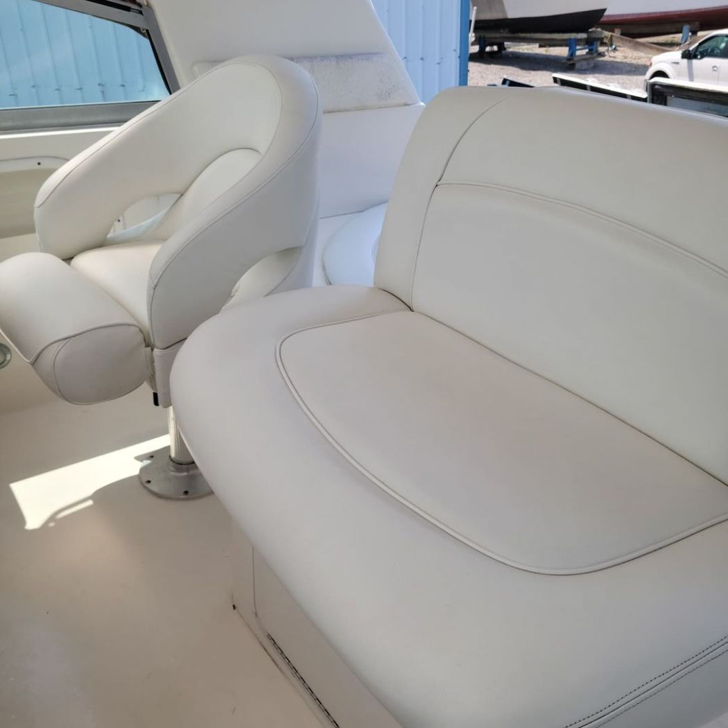 Sea Ray Helm And Seat Cleaning