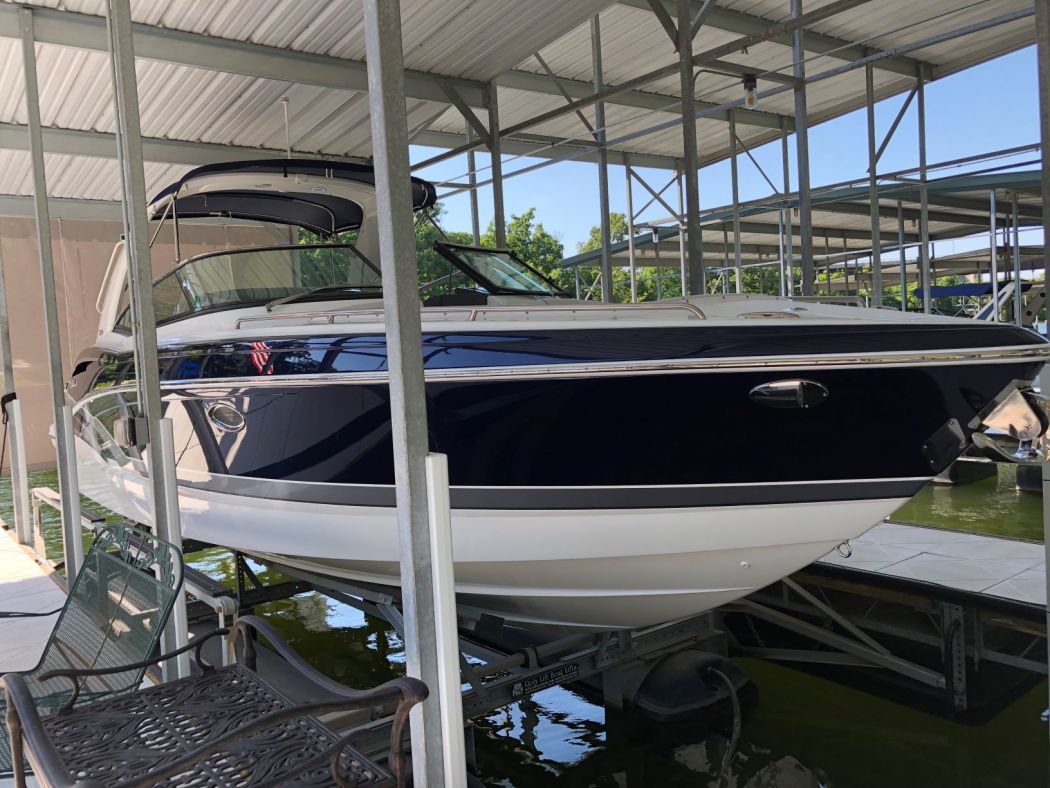 2015 Formula 310 BR received a 5 Year Surpass SiO2 Ceramic Coating