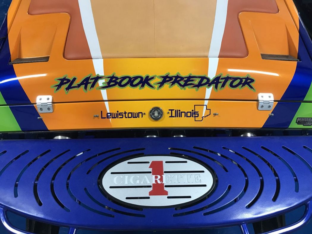Cigarette Boat Lettering