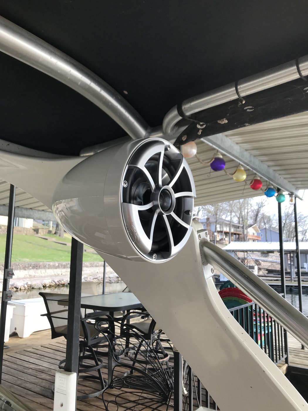 Wet Sounds System Sea Ray SLX