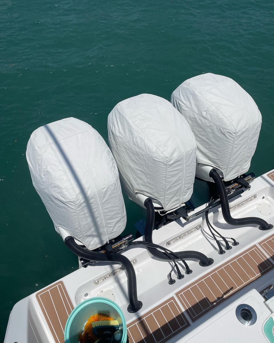 34' SeaHunter Center Console Marine Ceramic Coating