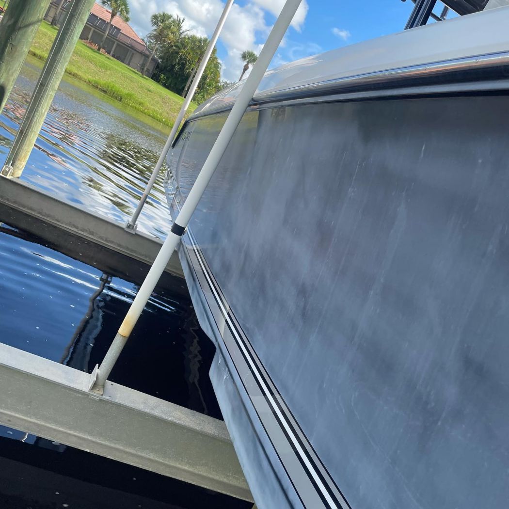39 Donzi Center Console Hull Restoration