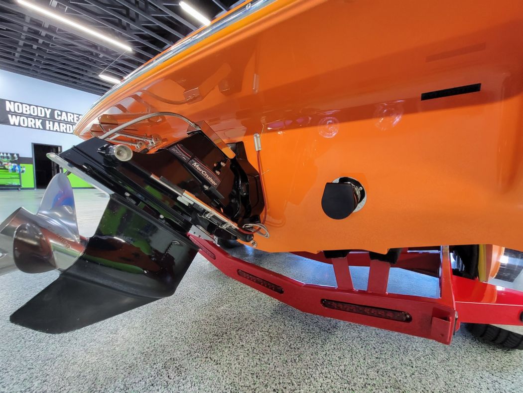 Eliminator 260 Eagle Boat Detailing