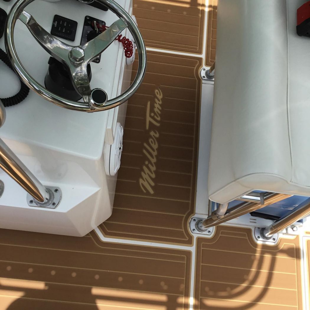 Contender 25T SeaDek Flooring Installation