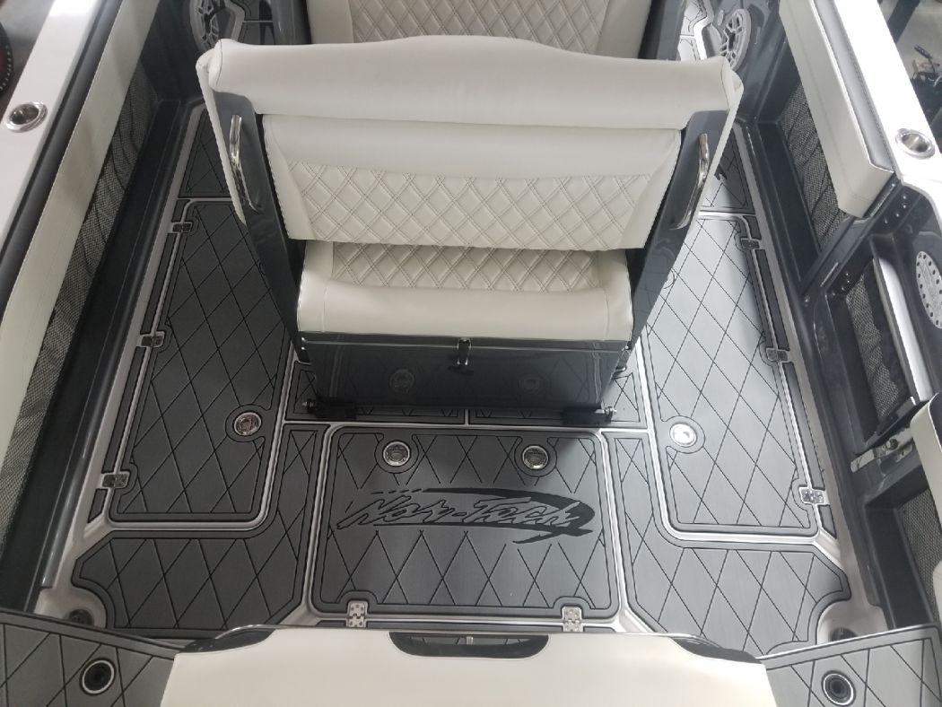 Nortech 390 SeaDek Installation