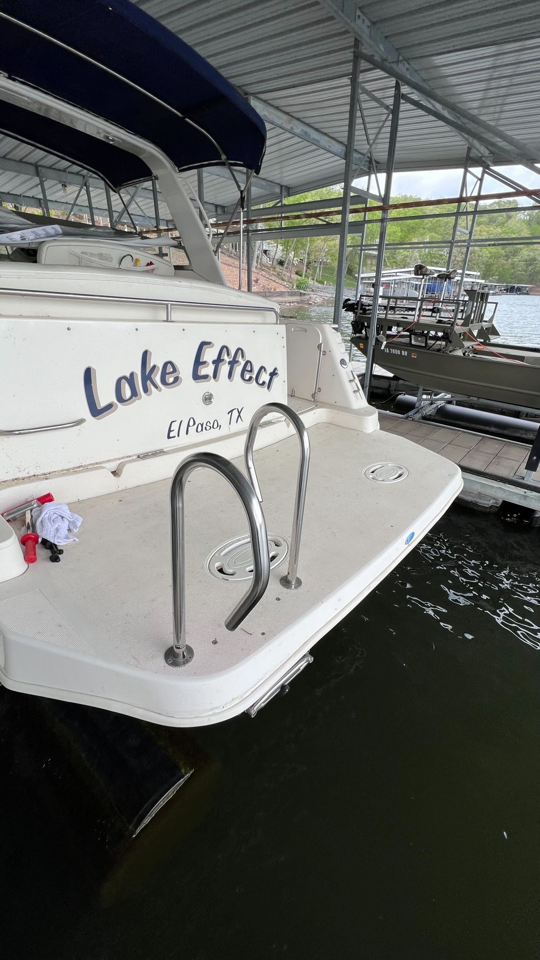 1995 Rinker 33 Marine Flooring