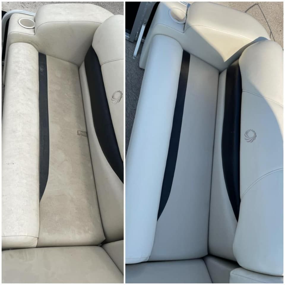 Pontoon- Basic Interior Cleaning