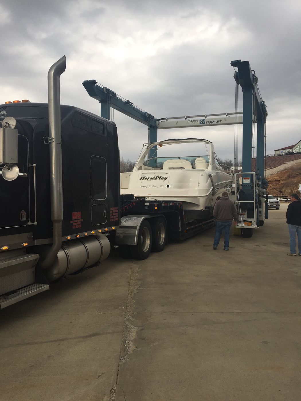 Sea Ray 460 Transport To LOTO