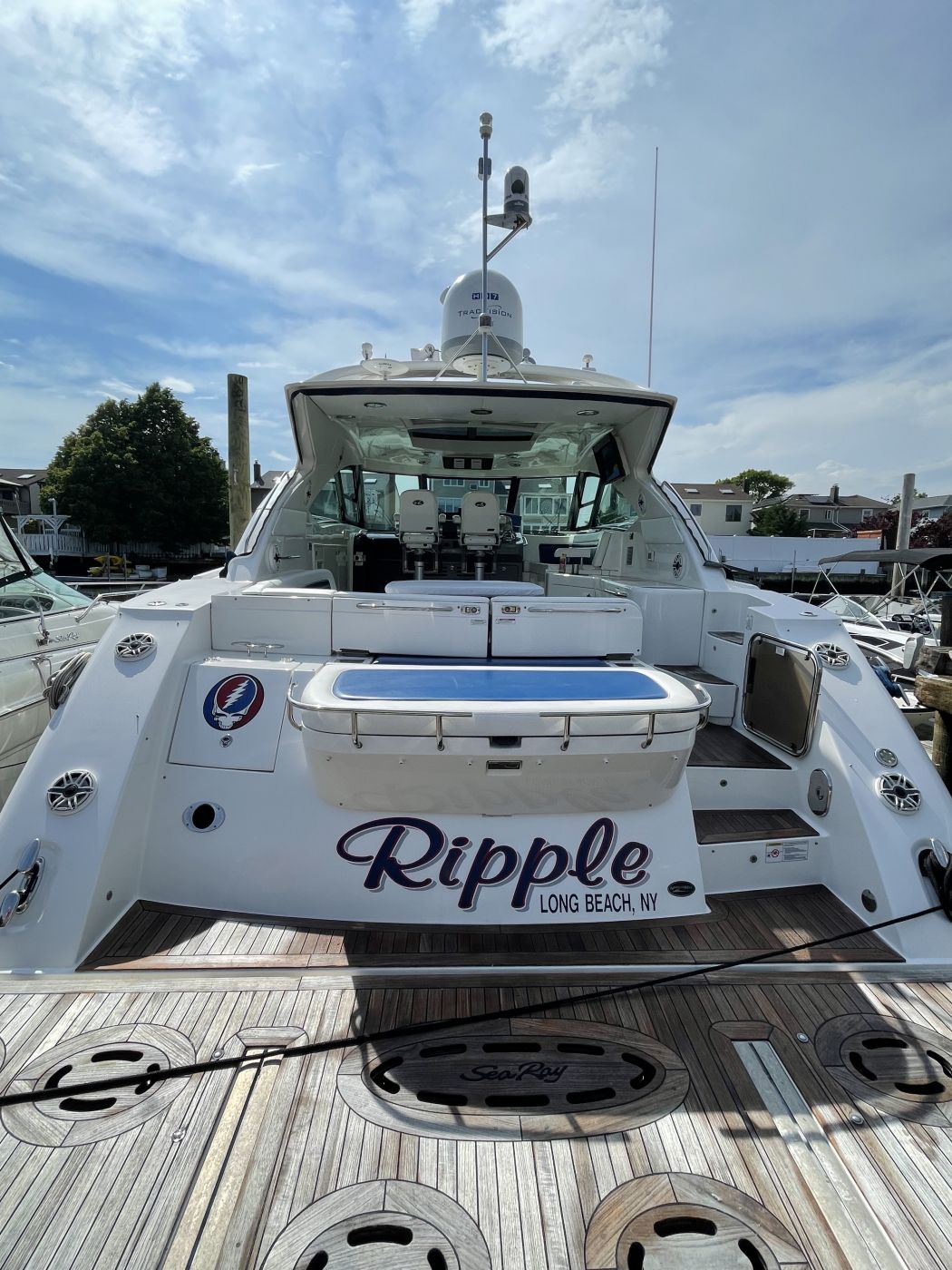 54' Sea Ray Boat Cleaning