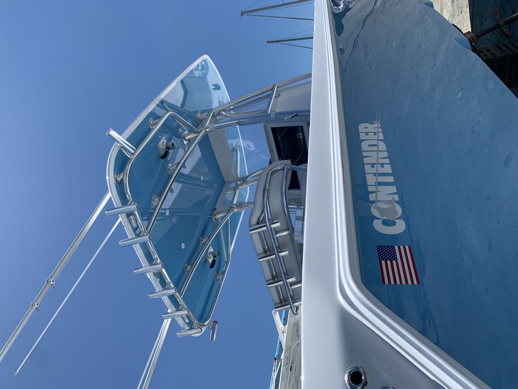contender boats