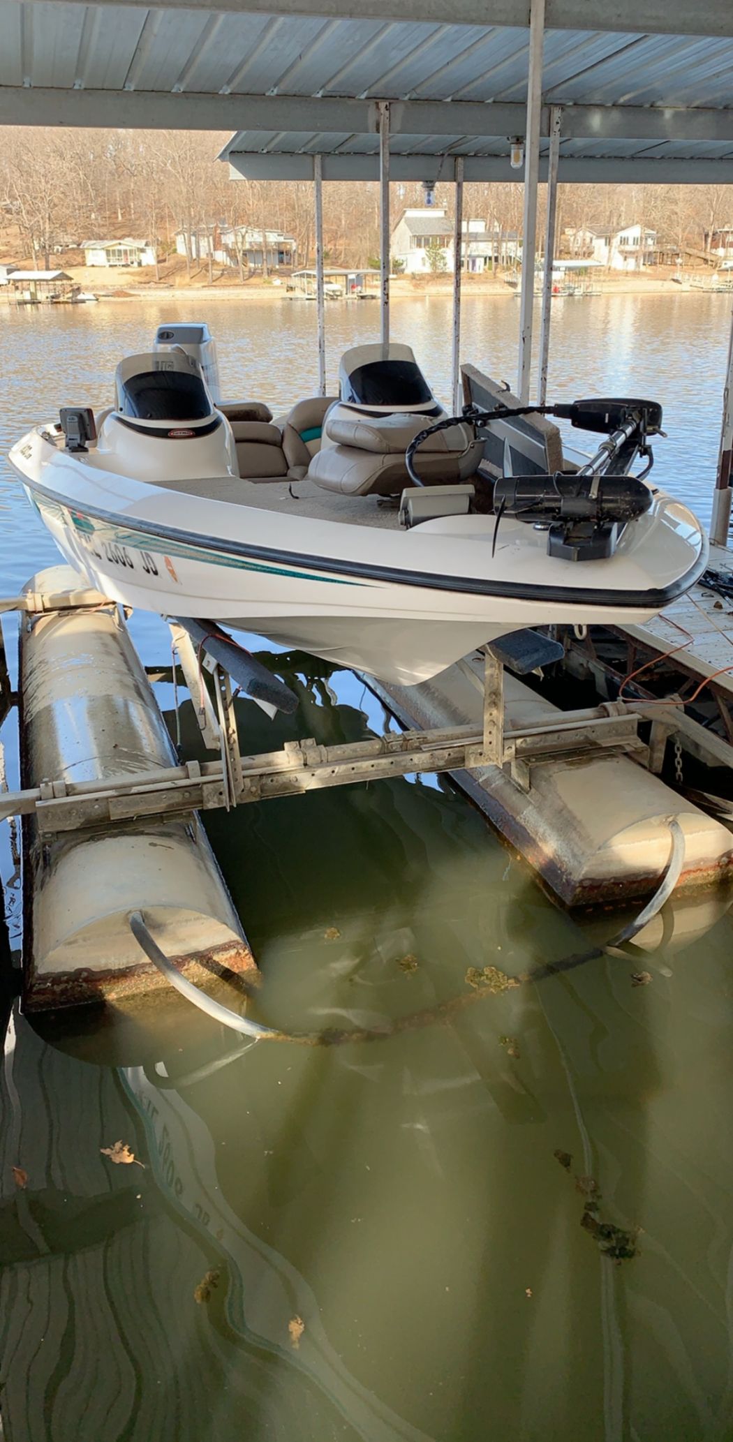 Nitro Bass Boat Cleaning
