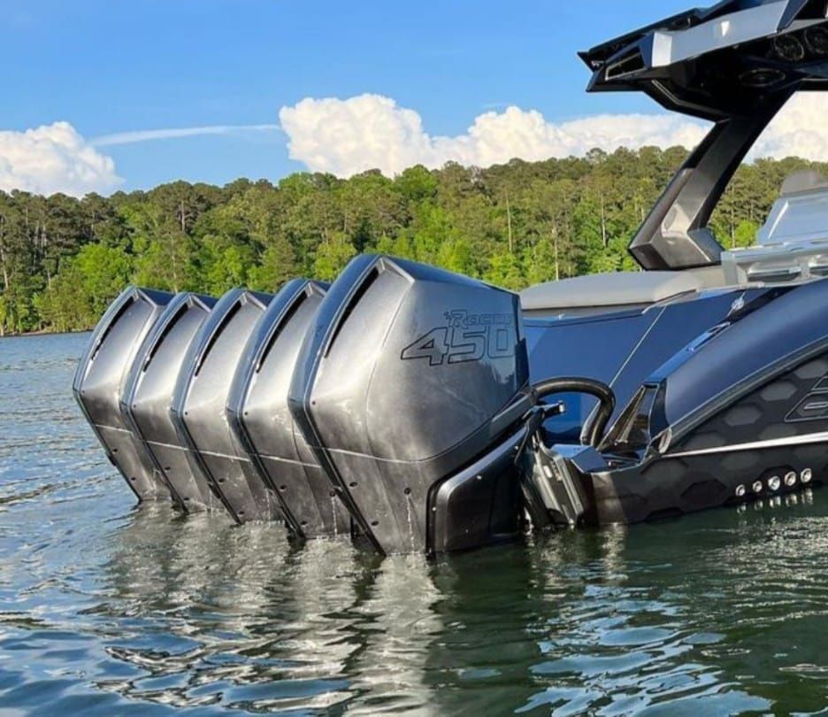 Custom Outboard Motor Painting