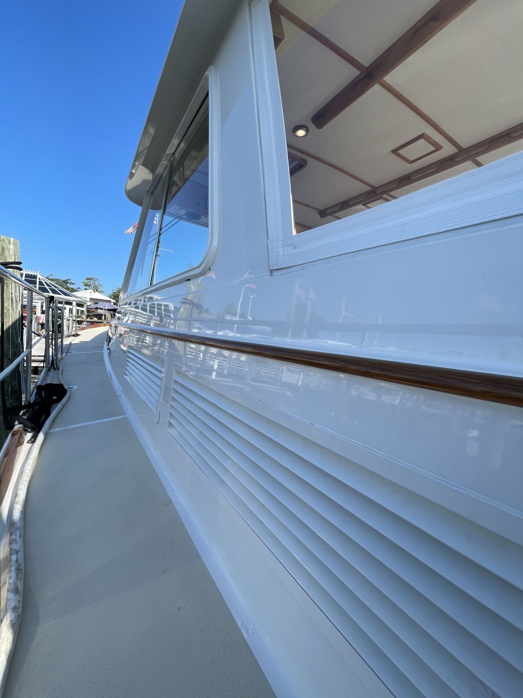 Grand Banks Eastbay 50' Boat Detailing