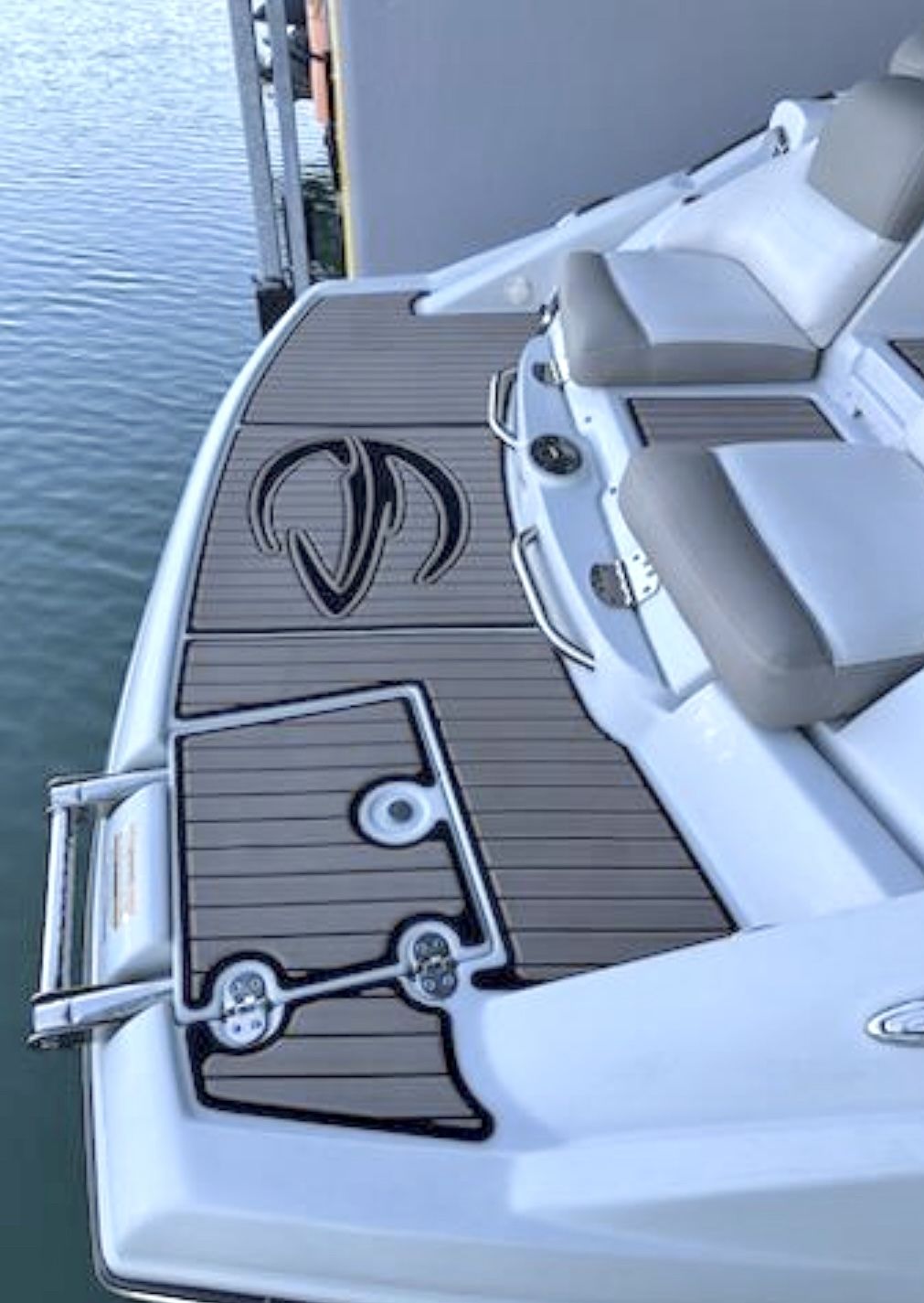 Crownline