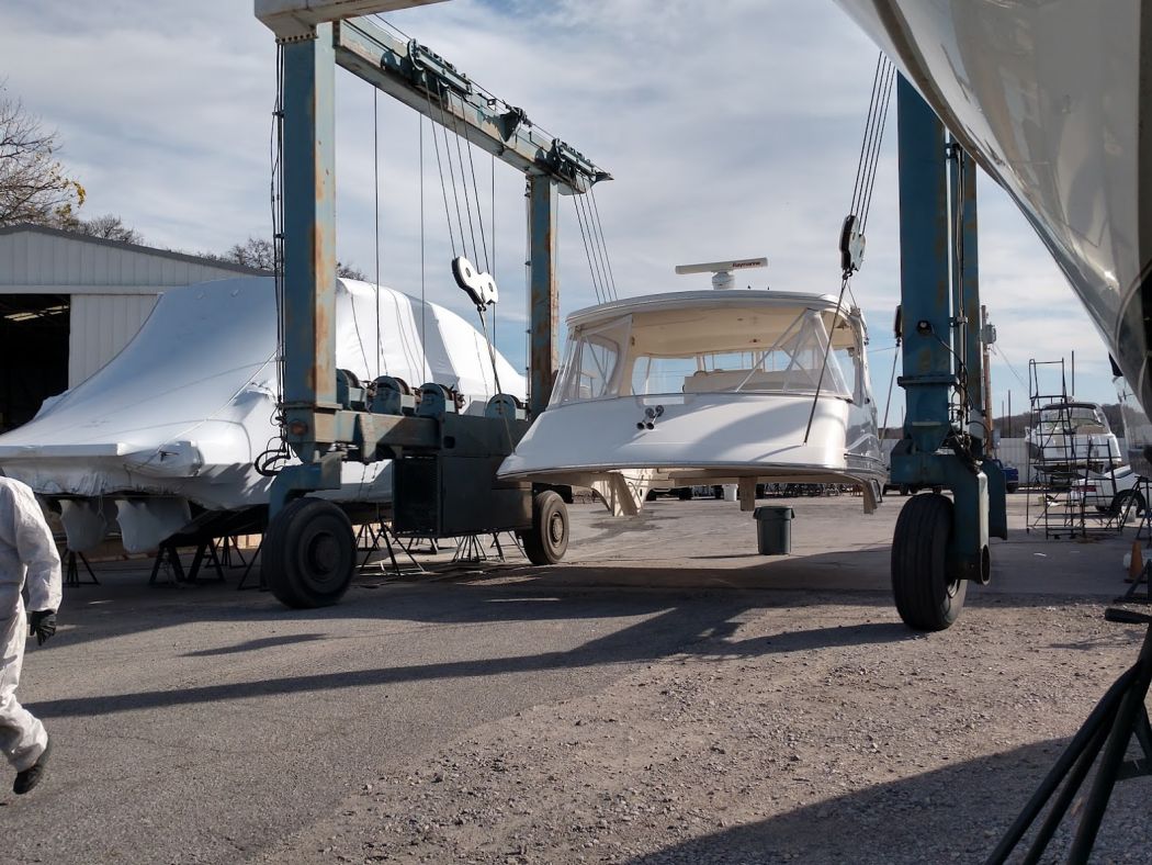 Silverton 48C Cross Country Transport