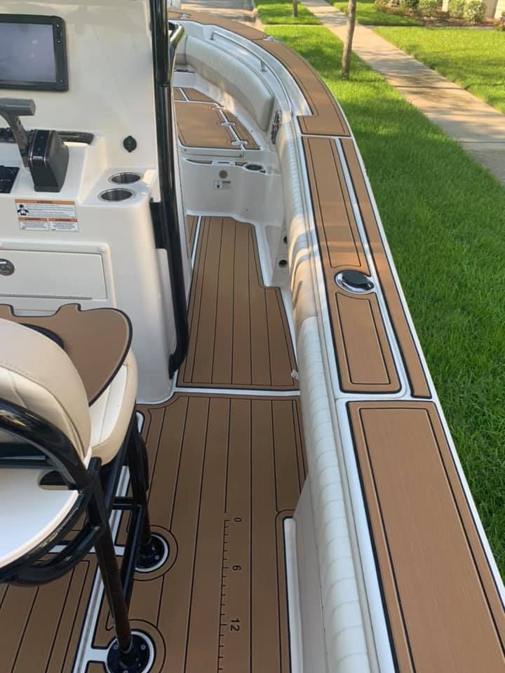 Sea Chaser Center Console SeaDek Flooring
