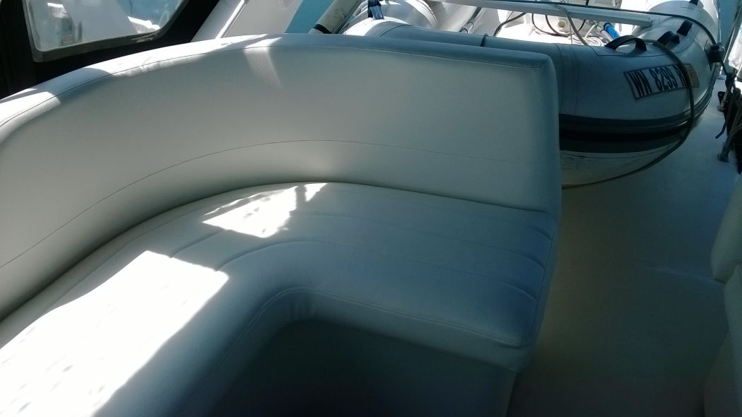 Bridge seats