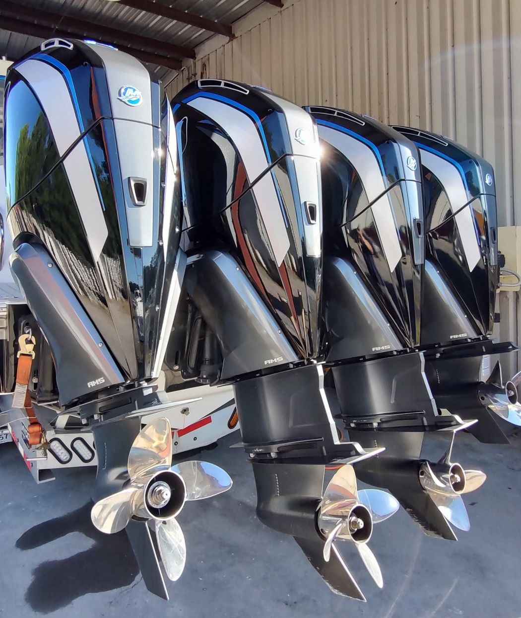 Concept 4400 Boat Detailing