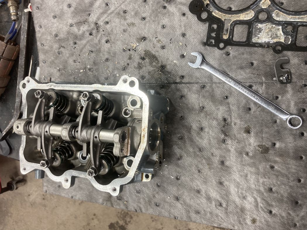Broken Camshaft repair