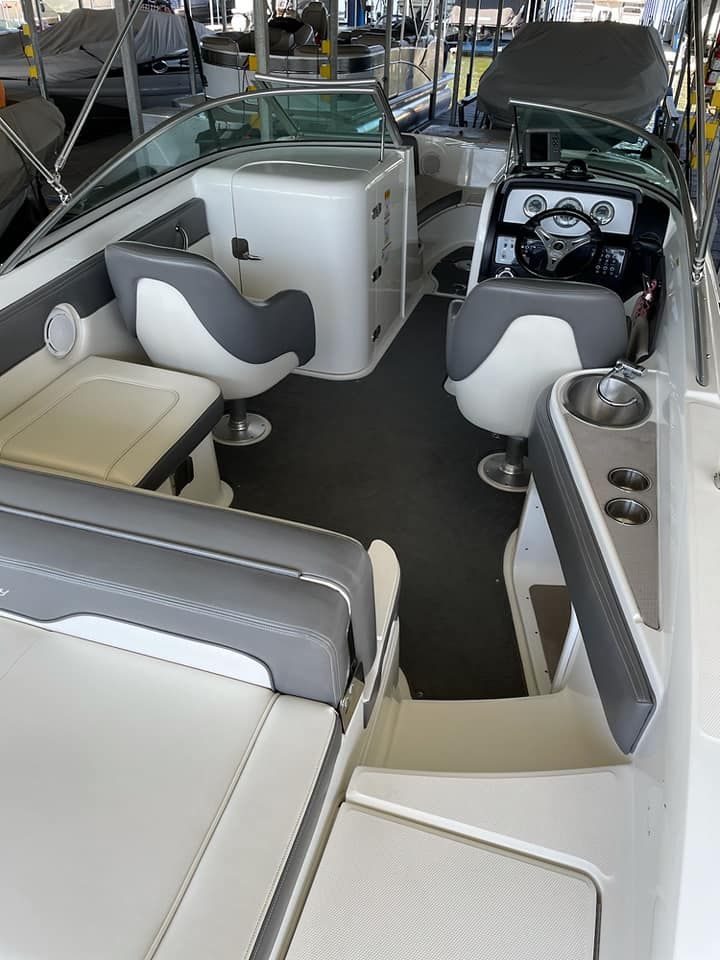 Sea Ray Interior/Exterior Wash