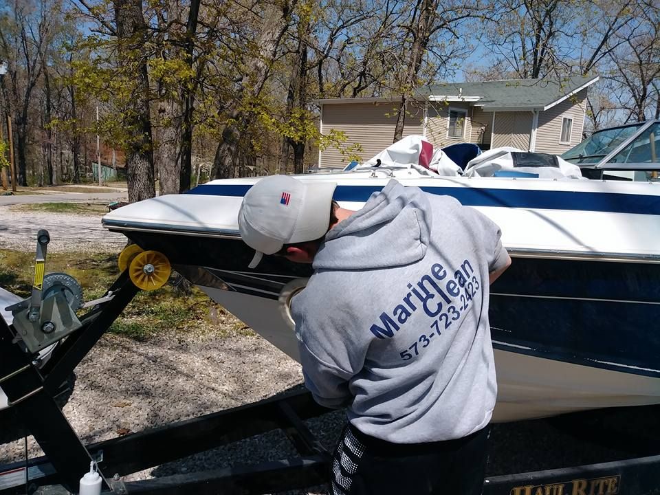 Boat Wax & Buff Lake of the Ozarks