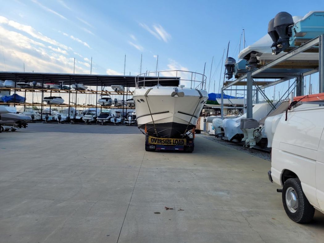 Sea Ray 580 Sundancer Boat Transport