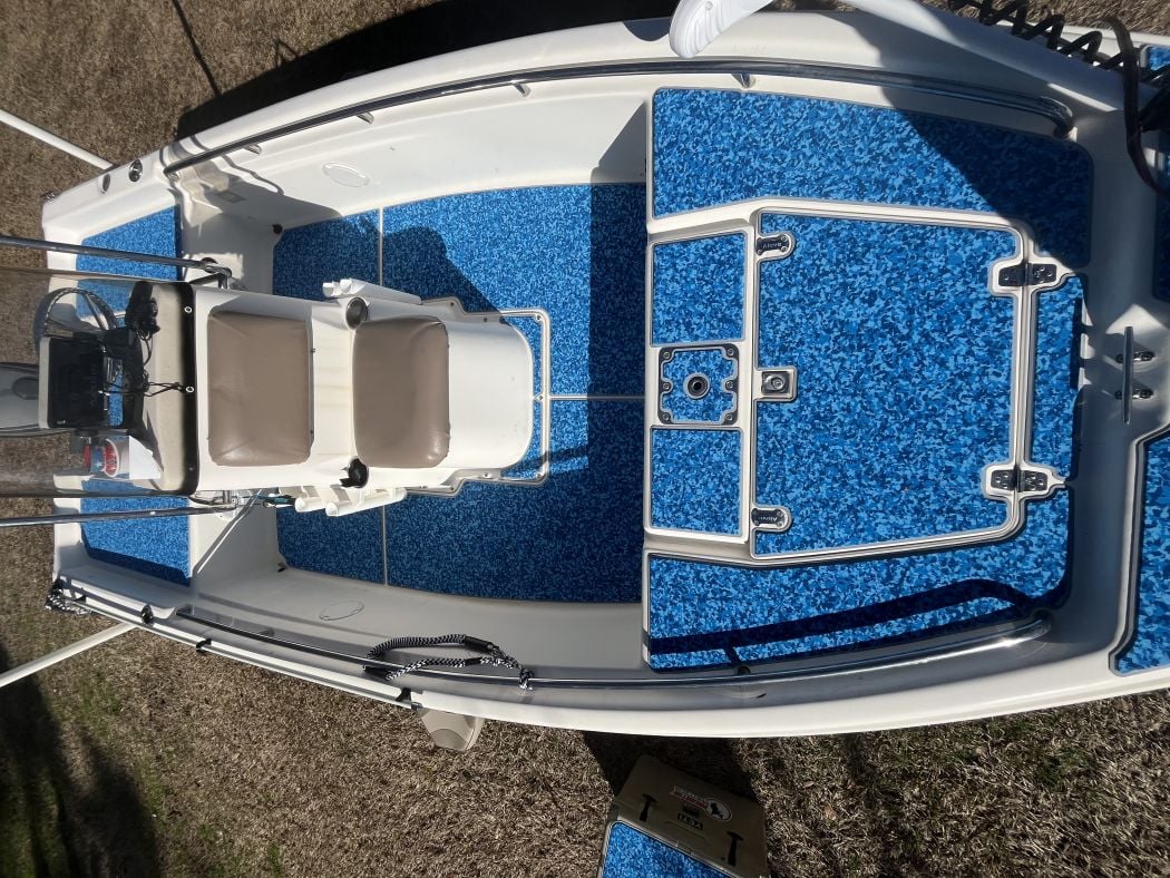 SeaDek install on a 2004 Scout 160 Sportfish by Castaway Customs Southern Atlantic Coast in Aqua Camo/Storm Gray Outer Route